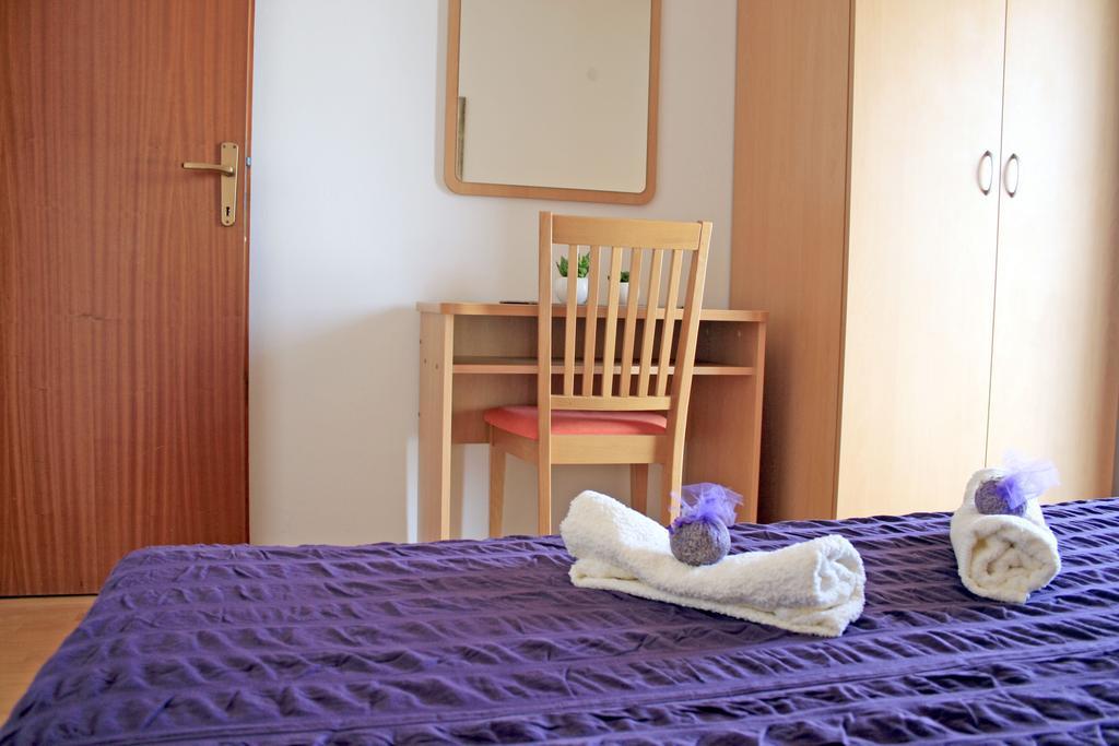 Apartments Villa Zvonimir Slatine Pokoj fotografie