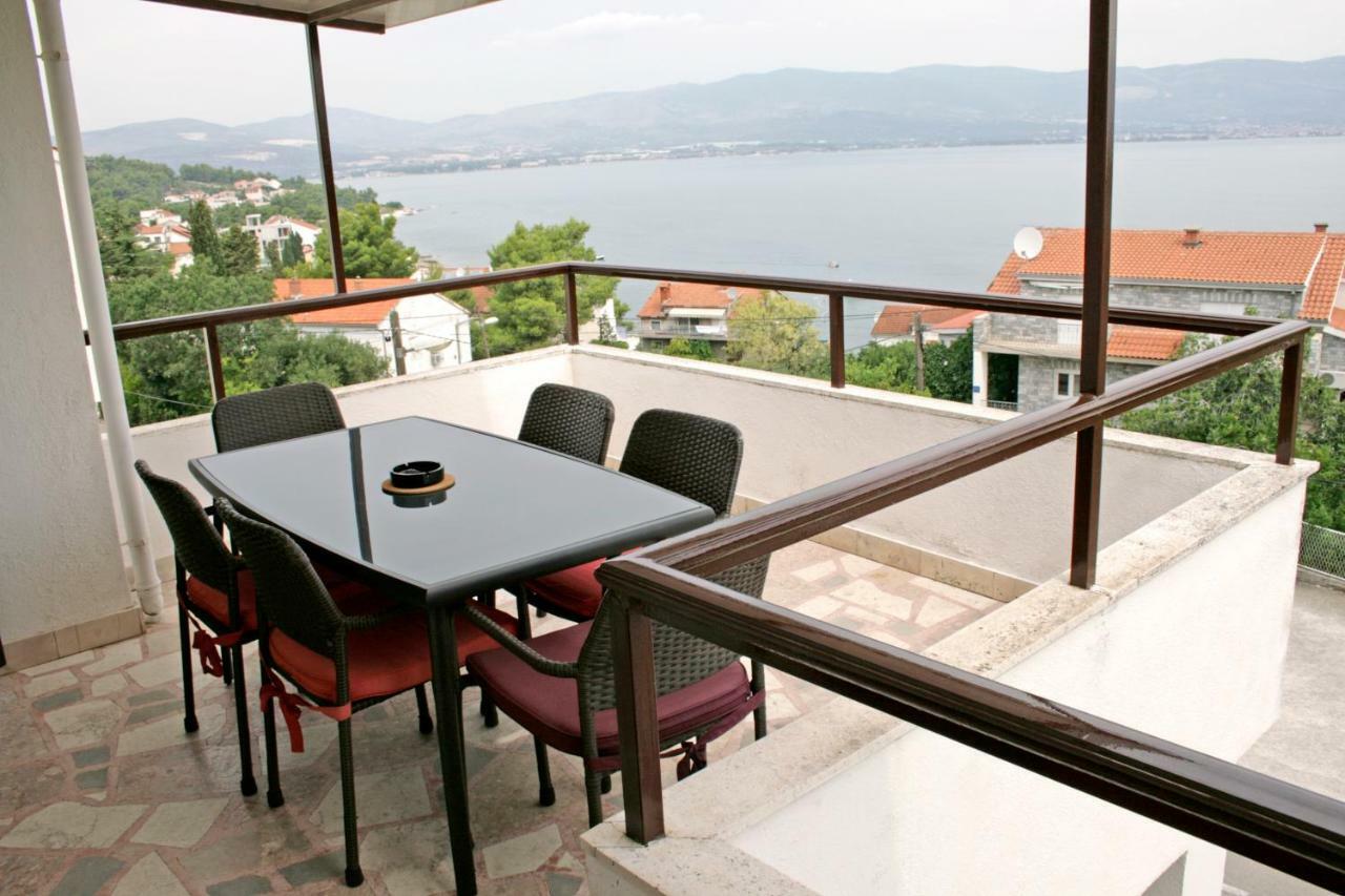 Apartments Villa Zvonimir Slatine Exteriér fotografie