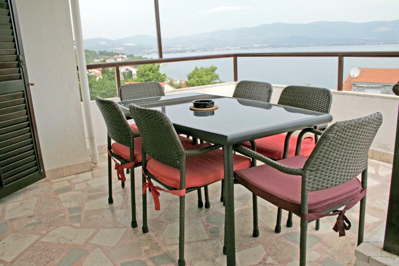 Apartments Villa Zvonimir Slatine Exteriér fotografie